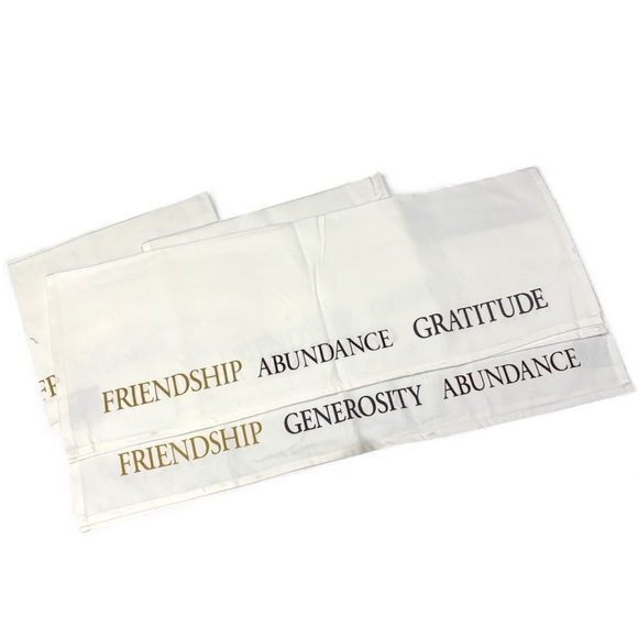 Williams Sonoma Napkin set/4 Friendship Generosity Abundance Gratitude NEW - Picture 2 of 7